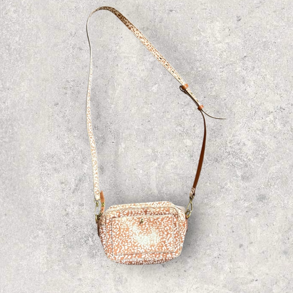 Madewell The Transport Camera
Bag Animal Spot Calf Hair Toffee